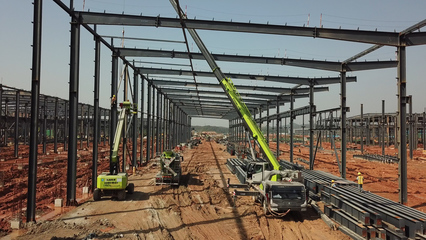 首臺(tái)中大挖即將在中聯(lián)智慧產(chǎn)業(yè)城震撼下線，引領(lǐng)工程機(jī)械智造新篇章